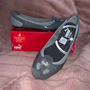 Puma flats